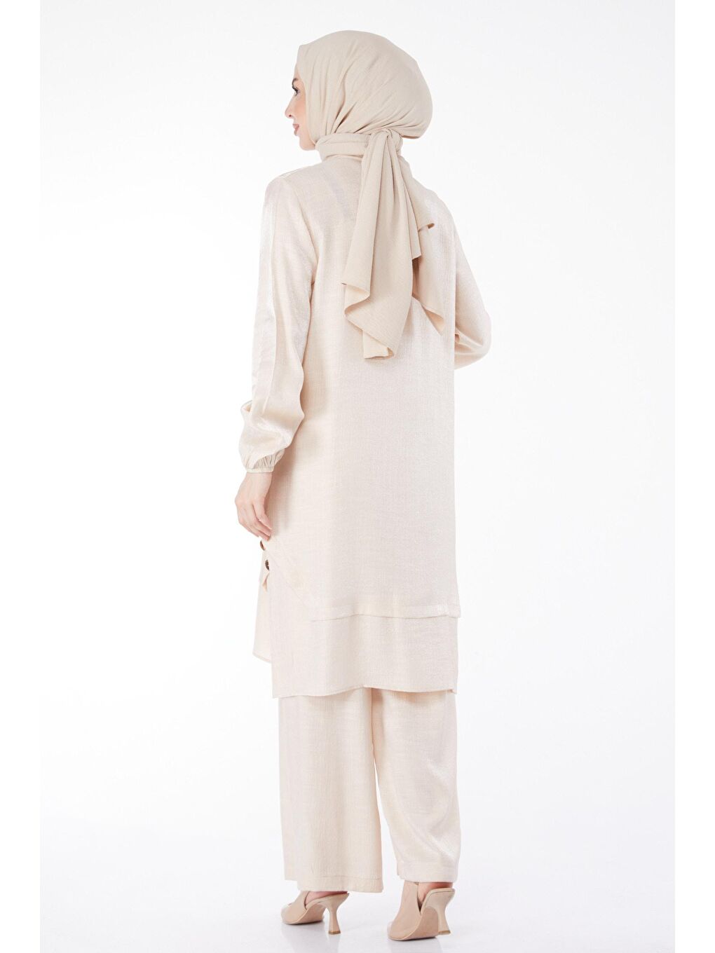 Hakim Yaka Kadın Bej Düğme Detaylı İkili Takım - 25122-3