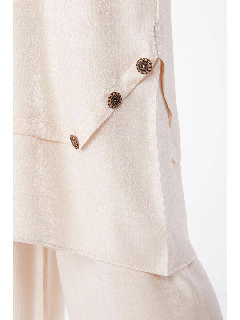 Hakim Yaka Kadın Bej Düğme Detaylı İkili Takım - 25122-4