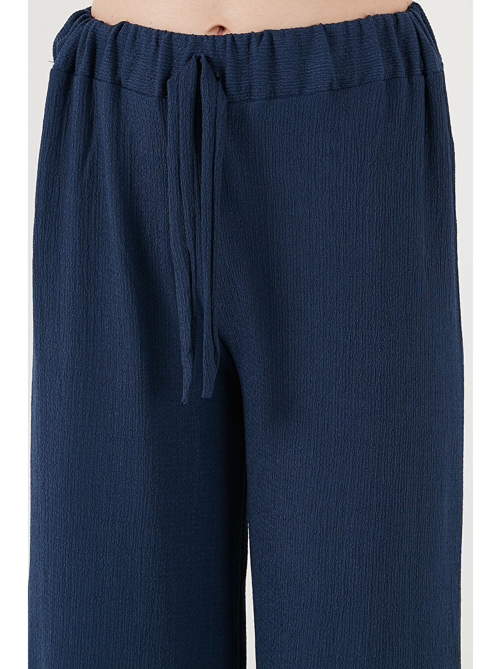 Lela Indigo Belden Bağlamalı Rahat Kesim Krinkıl Kumaş Pantolon 5869016 - 4