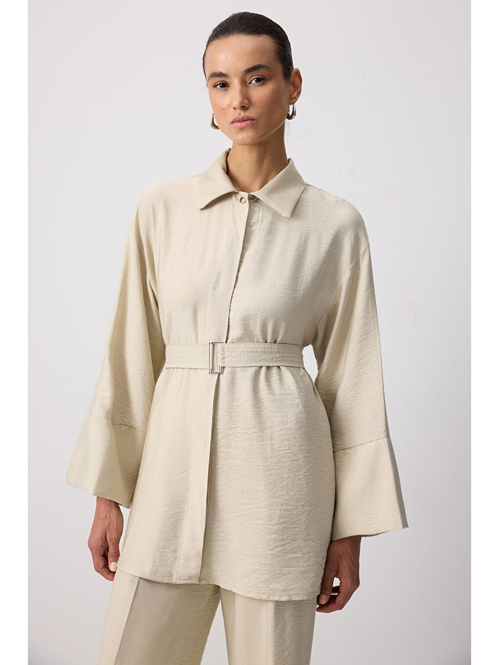 Yeşil Kuşaklı Gömlek Yaka Pantolon Takım-1