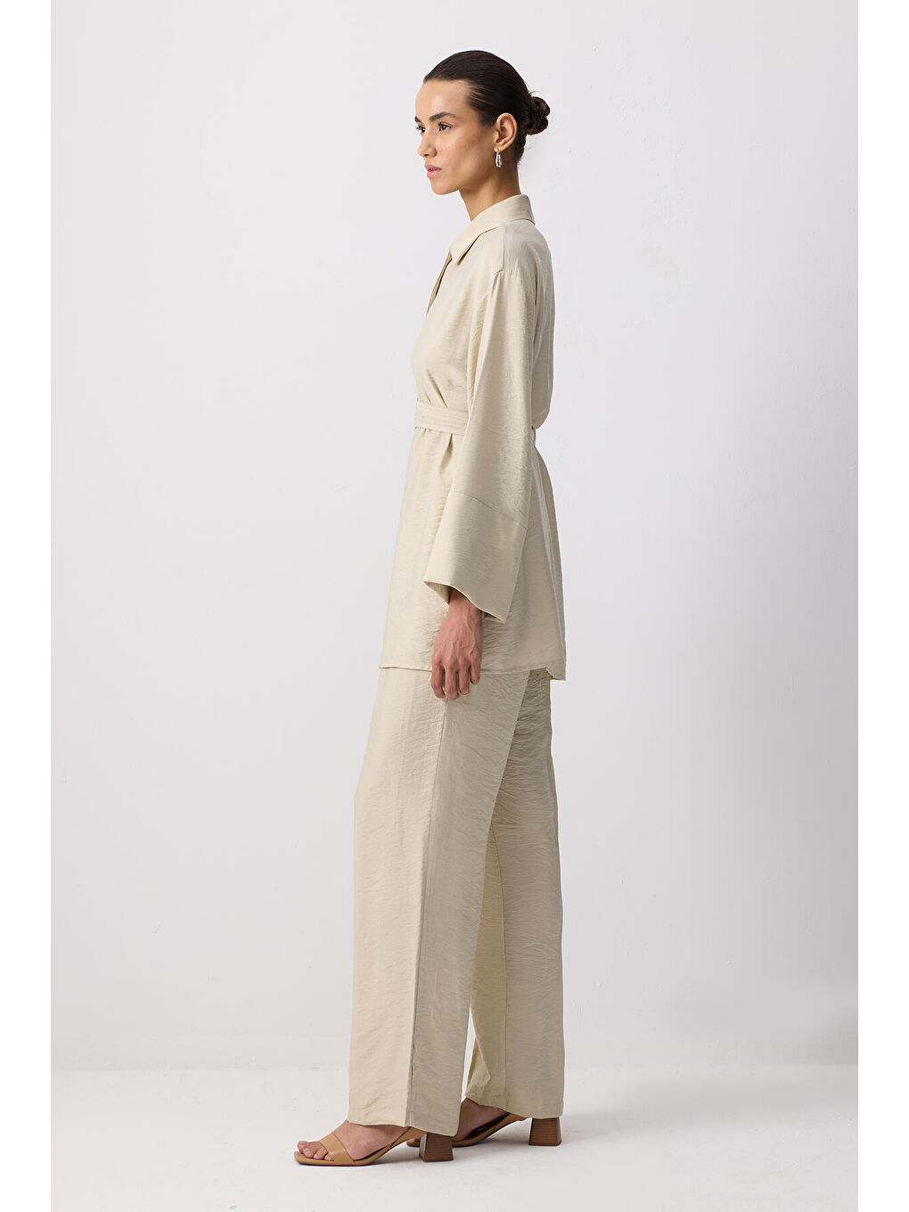 Yeşil Kuşaklı Gömlek Yaka Pantolon Takım-2