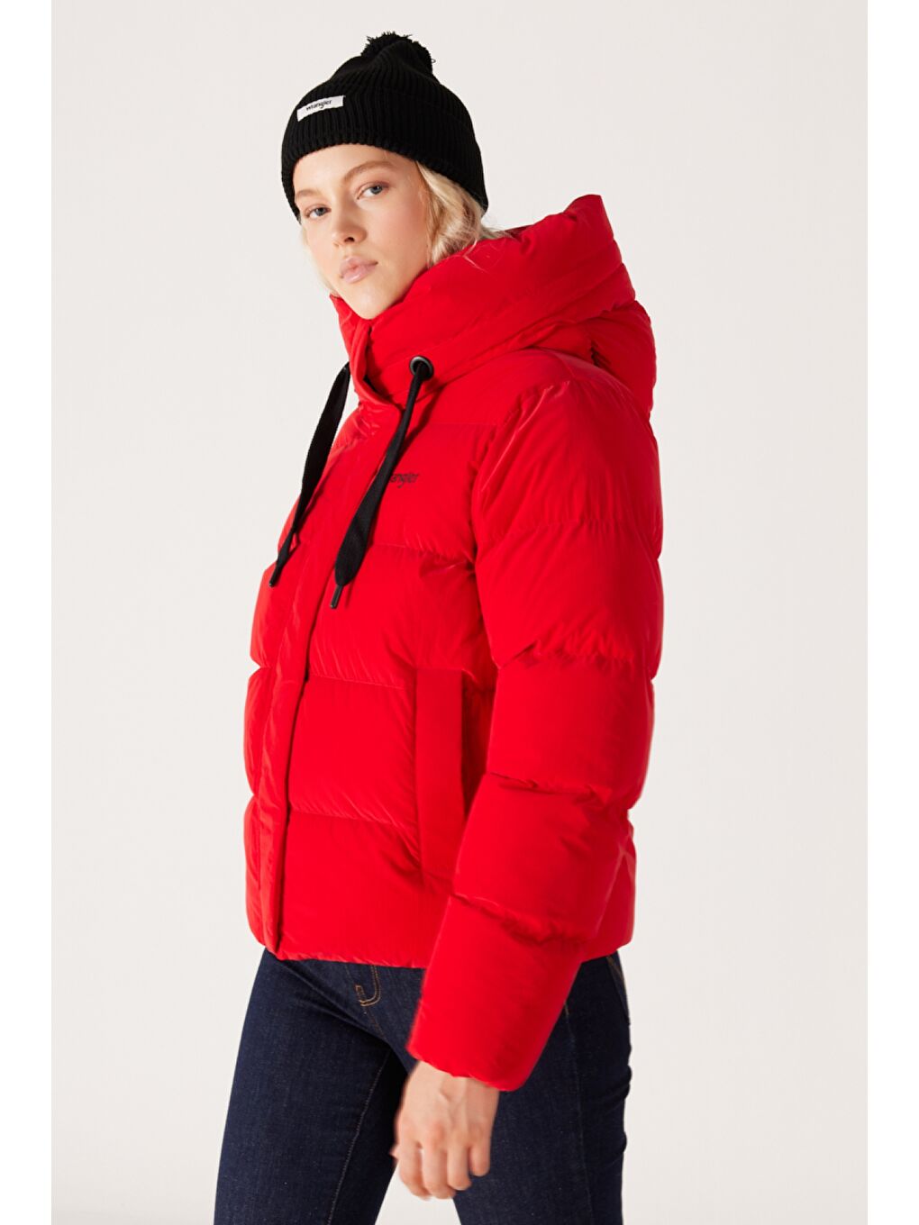 Loose Fit Rahat Kesim Dik Yaka Kapüşonlu Kırmızı Şişme Mont-2