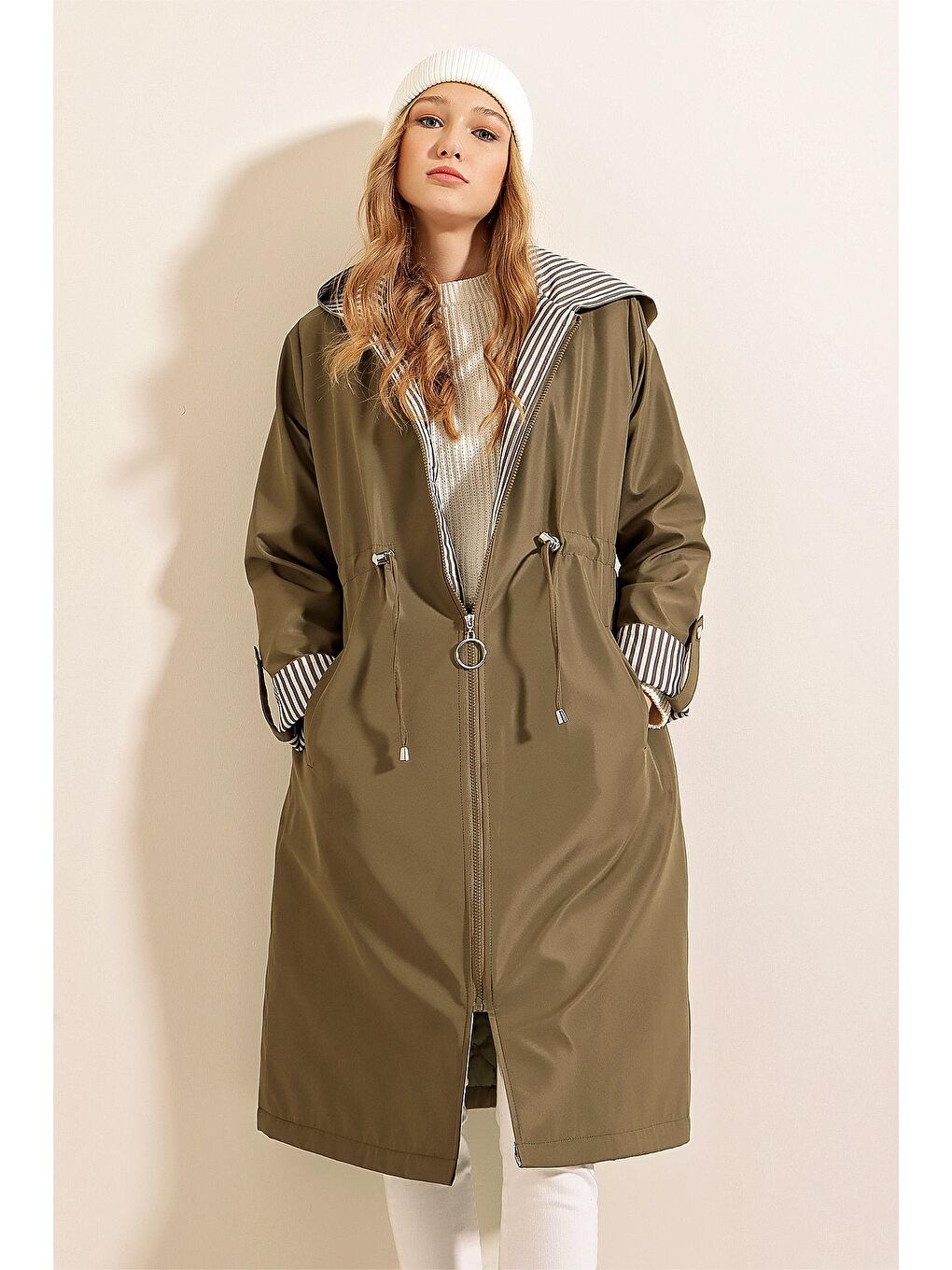 Haki Kadın Leopar Kol Katlamalı Trençkot