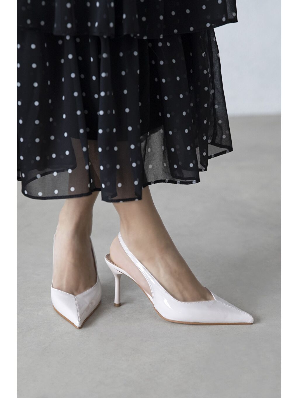 Comfy Kadın Topuklu Rugan Ayakkabı Bej-2