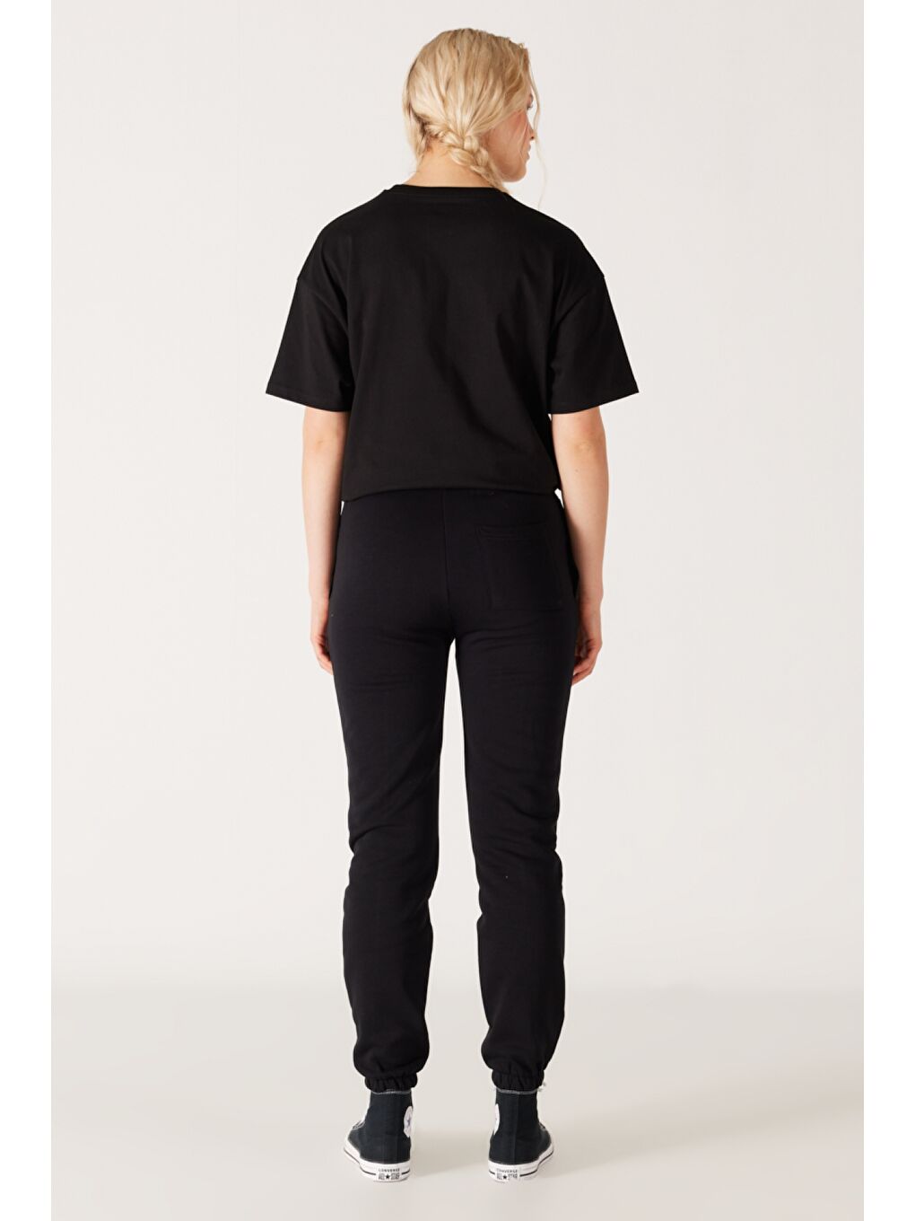 Regular Fit Normal Kesim İçi Polarlı Cepli Siyah Jogger Eşofman Altı-5