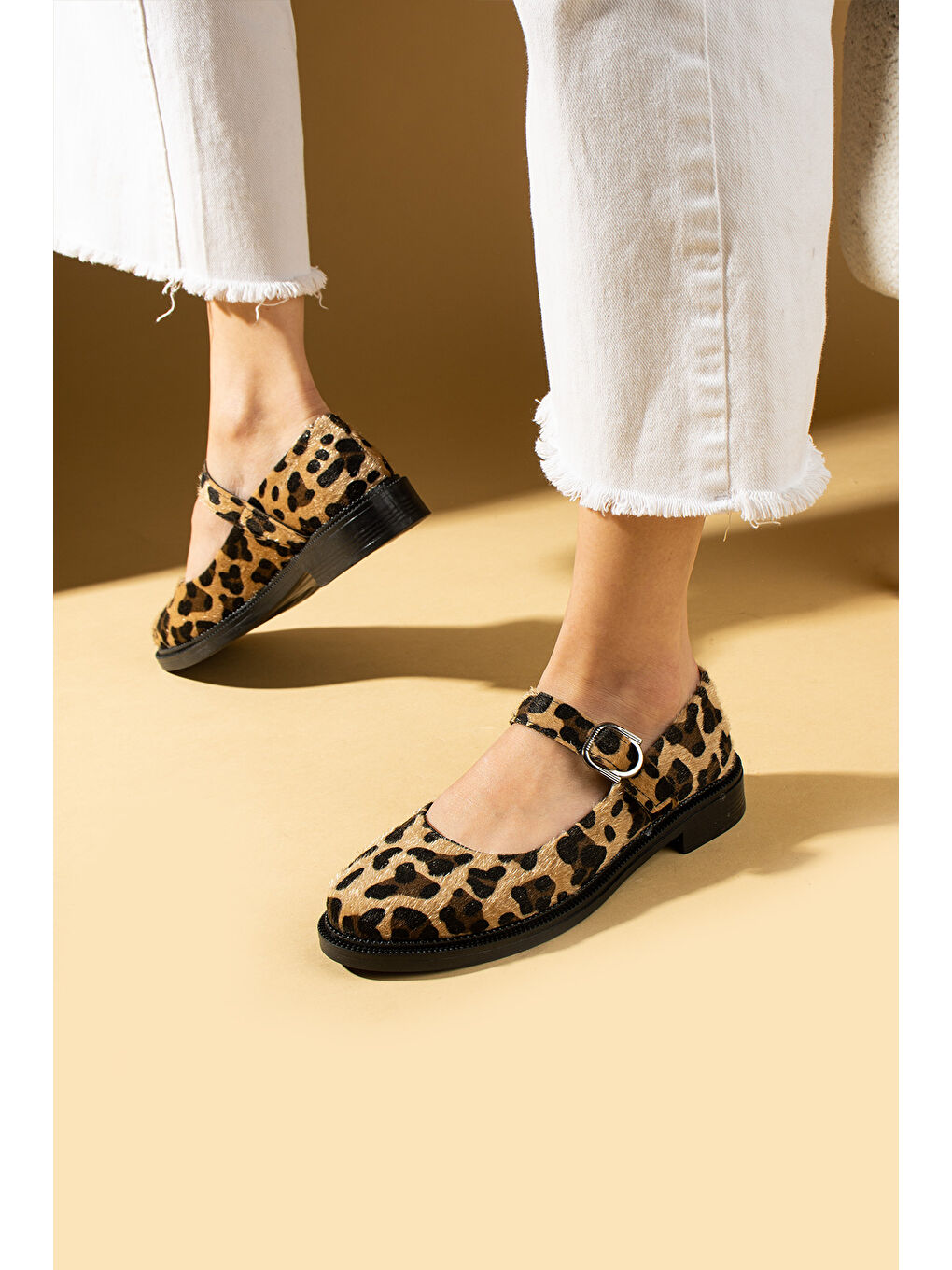 Kahverengi Toka Detaylı Rahat Taban Kadın Laofer Ayakkabı 59-4949-24Leopar-2