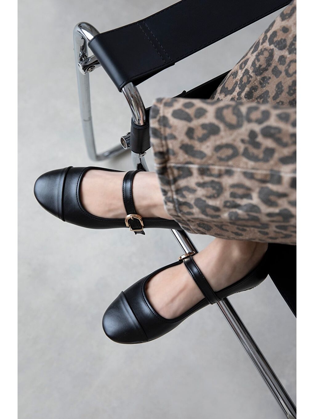 Asta Kadın Kemer Detay Deri Babet Siyah-2