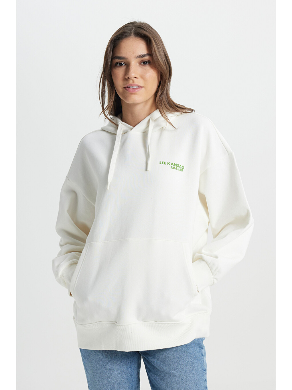 Regular Fit Normal Kesim Kapüşonlu İçi Polarlı Sırt Baskılı Kırık Beyaz Sweatshirt-5