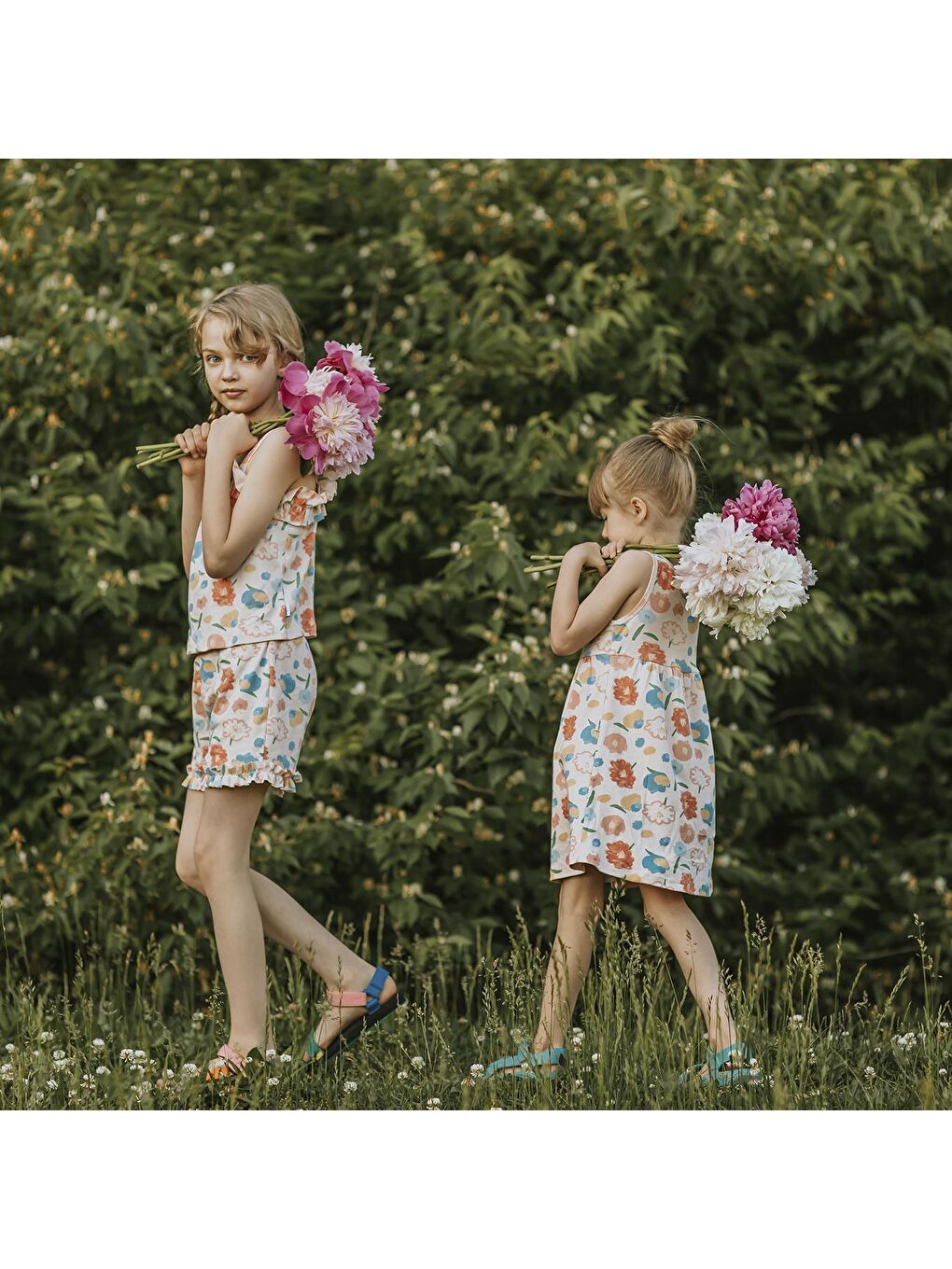 Pembe Çiçek Buketi Elbise-3