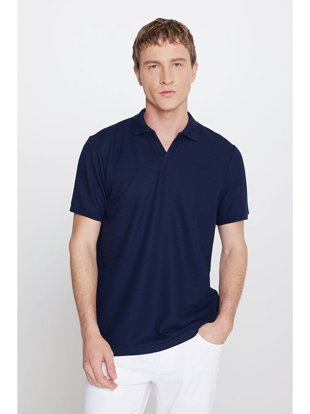 Erkek Lacivert Slim Fit Dar Kesim Polo Yaka Jakarlı Esnek Tişört