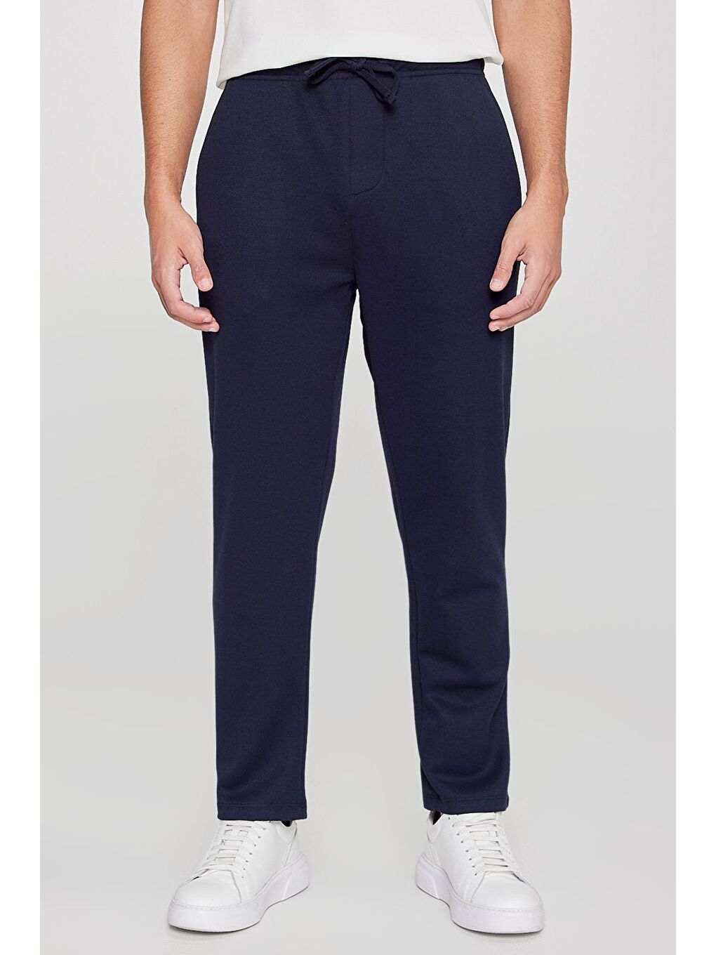 Erkek Lacivert Pamuklu Standart Fit Normal Kesim Beli Lastikli Diagonal Desenli Örme Pantolon-1