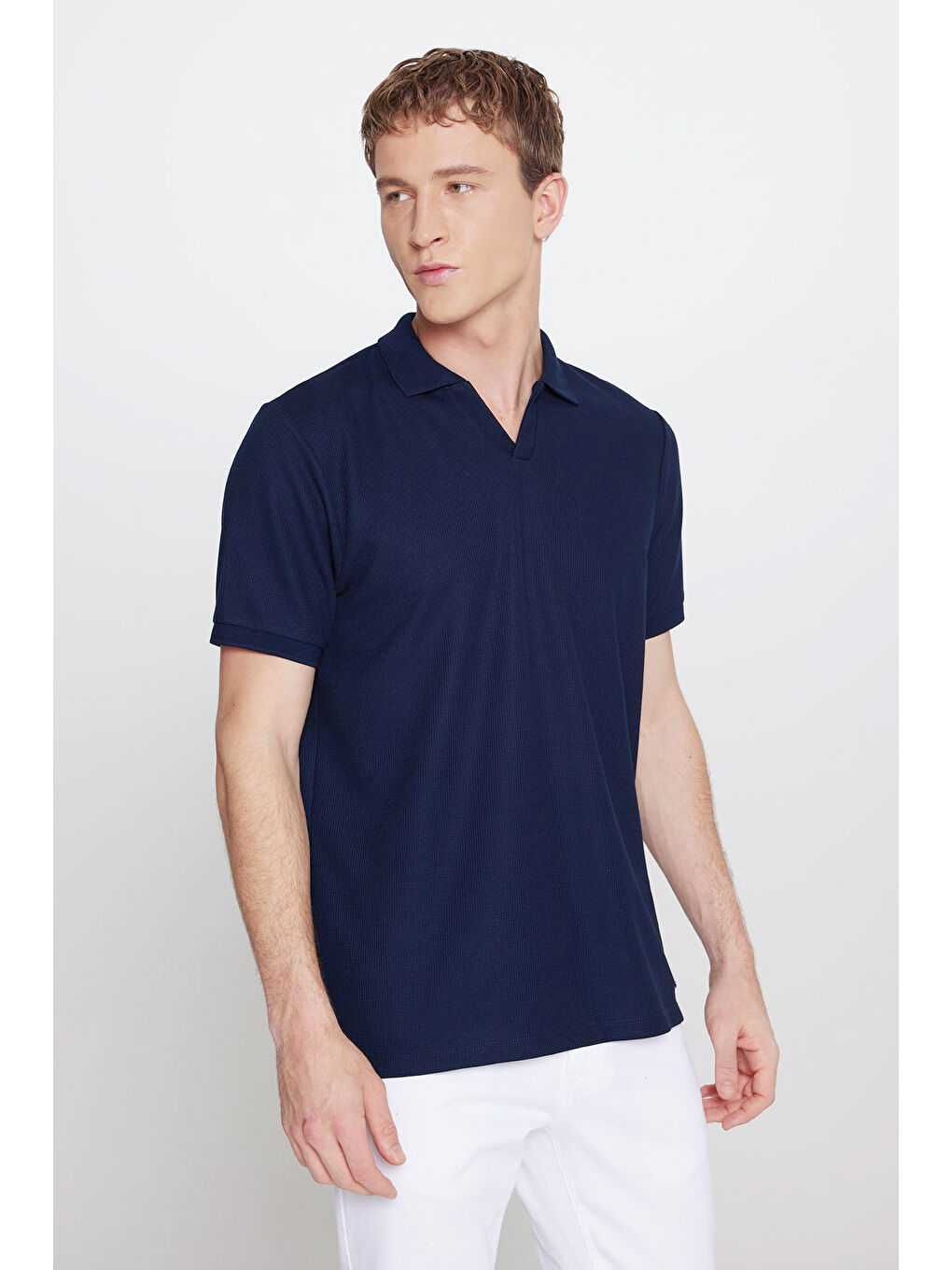Erkek Lacivert Slim Fit Dar Kesim Polo Yaka Jakarlı Esnek Tişört-2