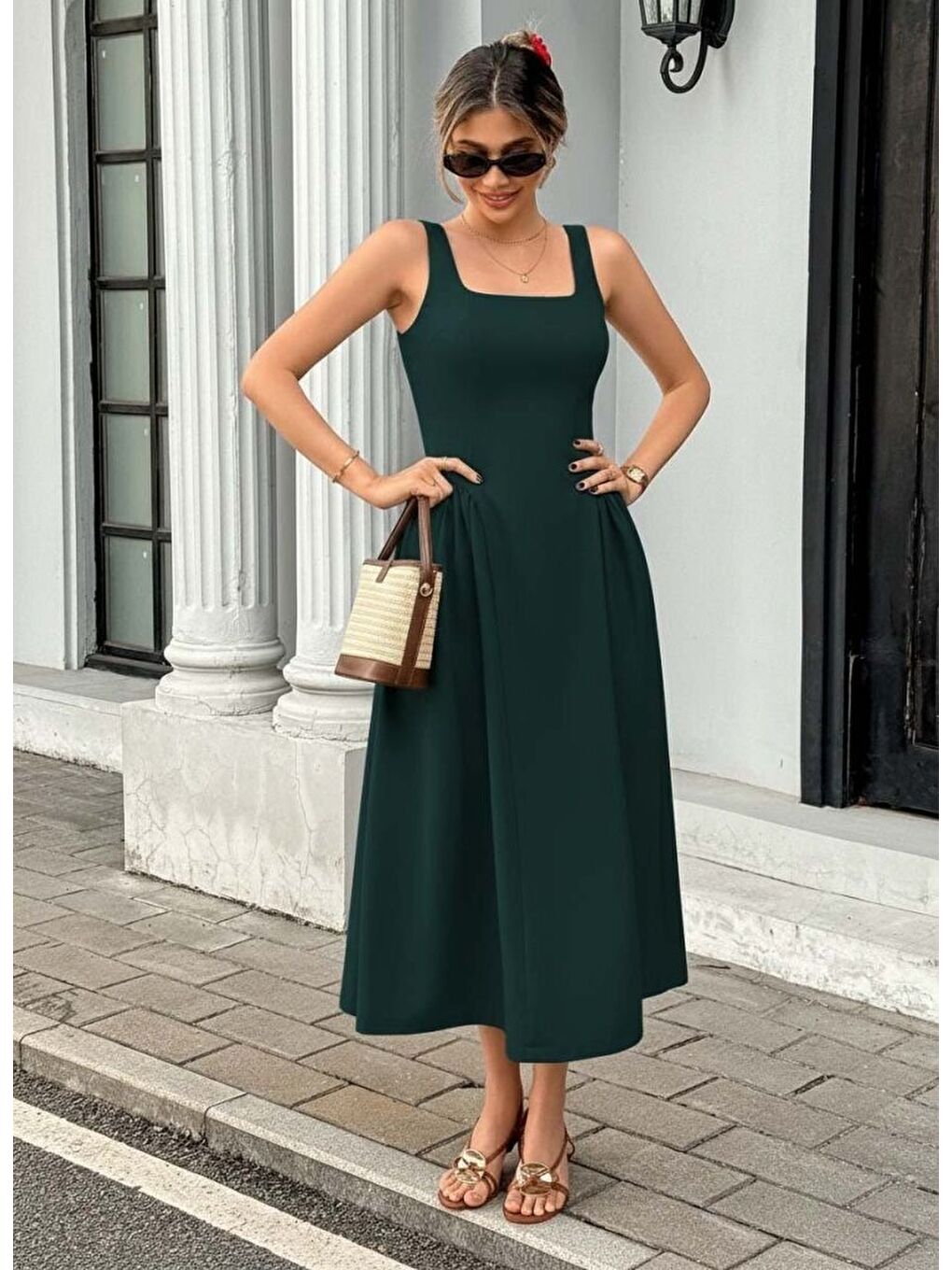 Yeşil Kadın Askılı Kare Yakalı Uzun Ithal Krep Elbise-2