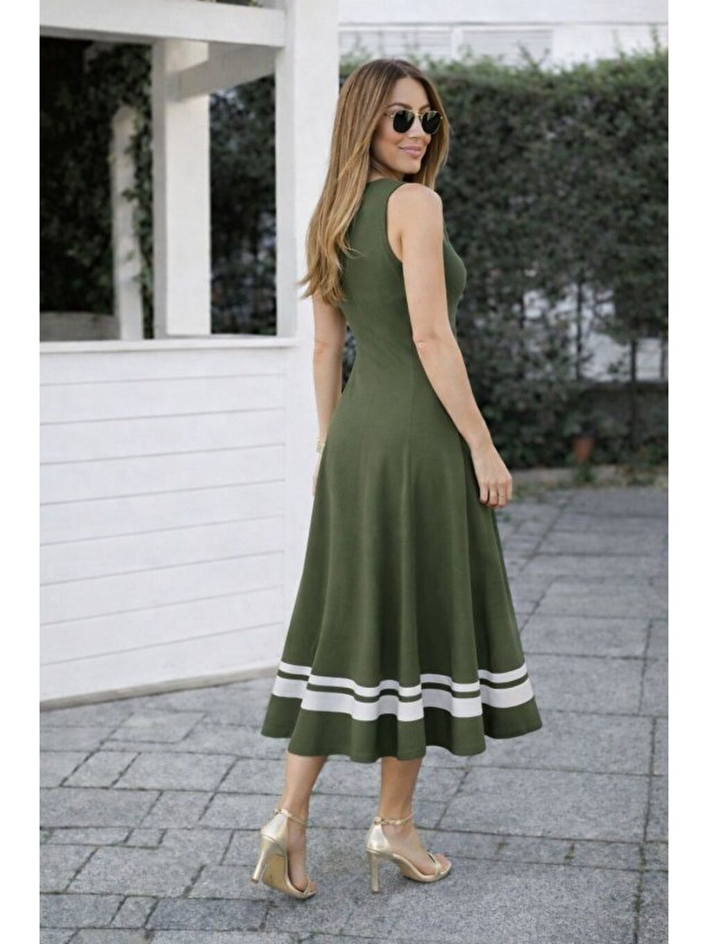 Yeşil Kadın Askılı Yuvarlak Yakalı Etek Ucu şerit Detaylı Uzun Viskon Elbise-2