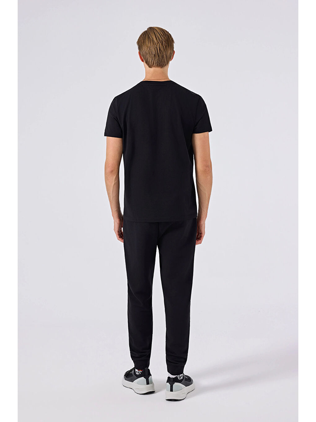 Siyah Pamuklu Logo Baskılı Regular Fit Bisiklet Yaka T Shirt 6SM5070-BK-1