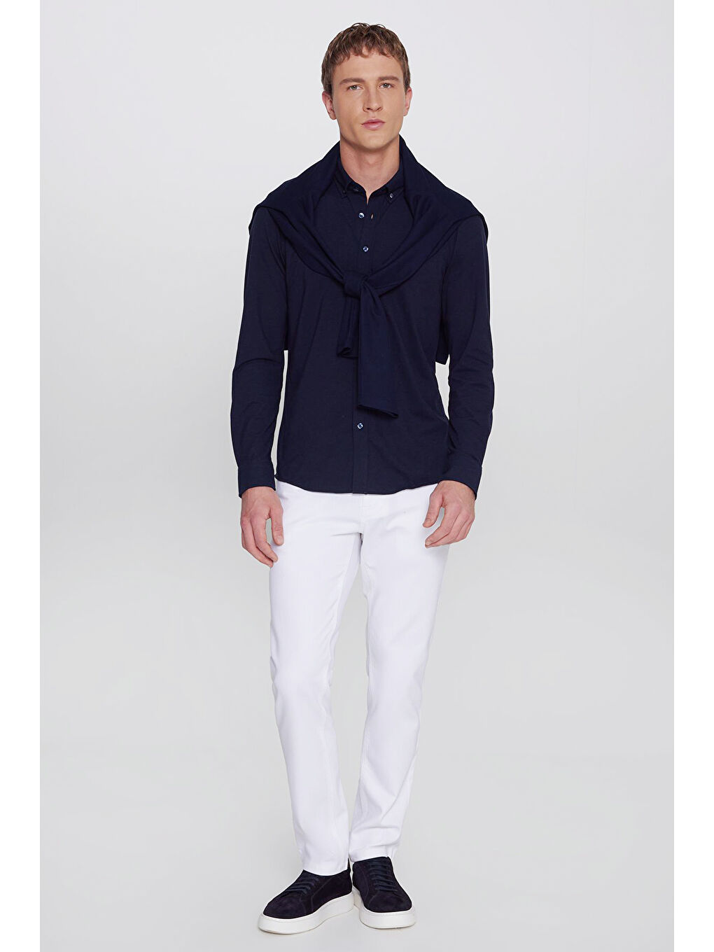Erkek Lacivert 360 Her Yöne Esneyen Pamuklu Tailored Slim Fit Dar Kesim Düğmeli Yaka Örme Gömlek-1