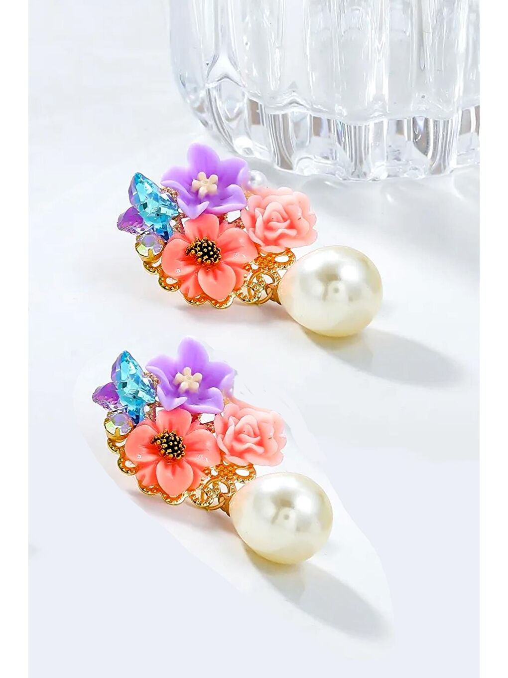 Pembe Zarif Mineli Çiçekli İnci Sallantılı Küpe-9