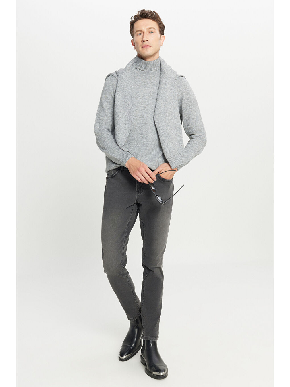 Erkek Açık Gri Standart Fit Normal Kesim Tam Balıkçı Yaka Triko Kazak-1