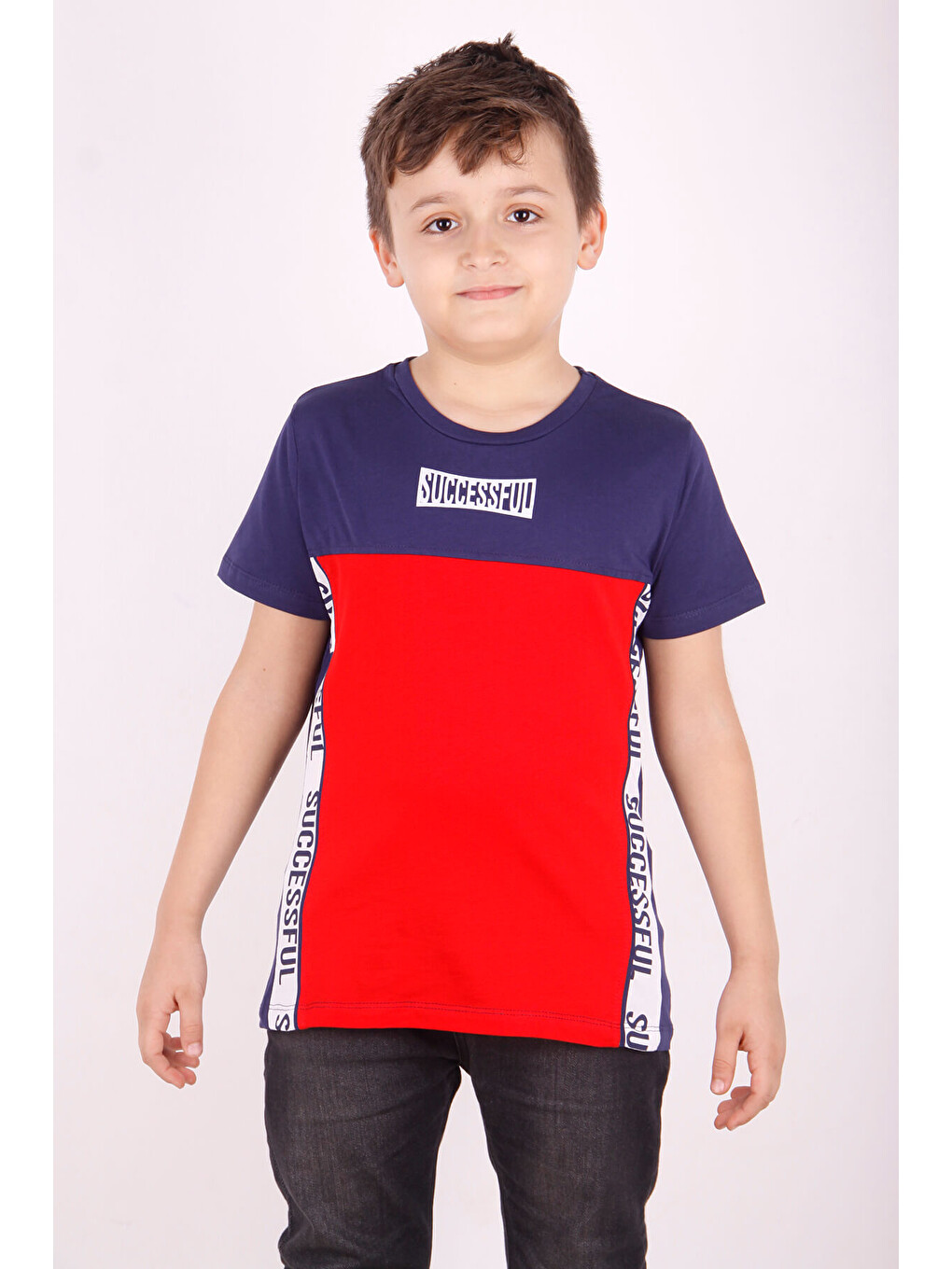 Kırmızı Erkek Çocuk Yazı Baskılı Tişört
