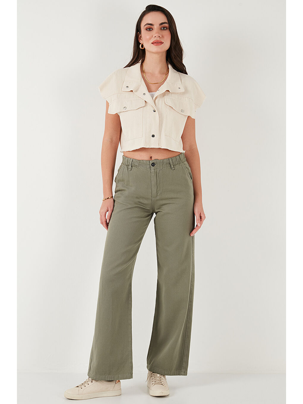 Haki Pamuklu Standart Fit Yüksek Bel Geniş Paça Pantolon 668Yp5344