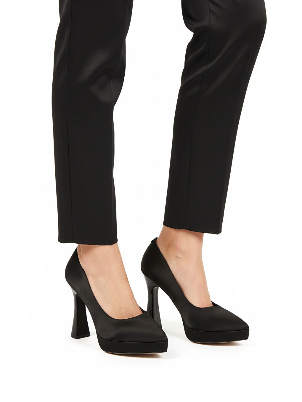 Siyah Saten İnce Uzun Kadın Topuklu Ayakkabı 448206 Z-2