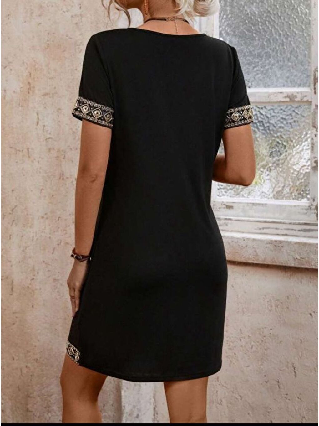 Siyah Şerit Detay V Yaka Yandan Cepli Viskon Elbise-3