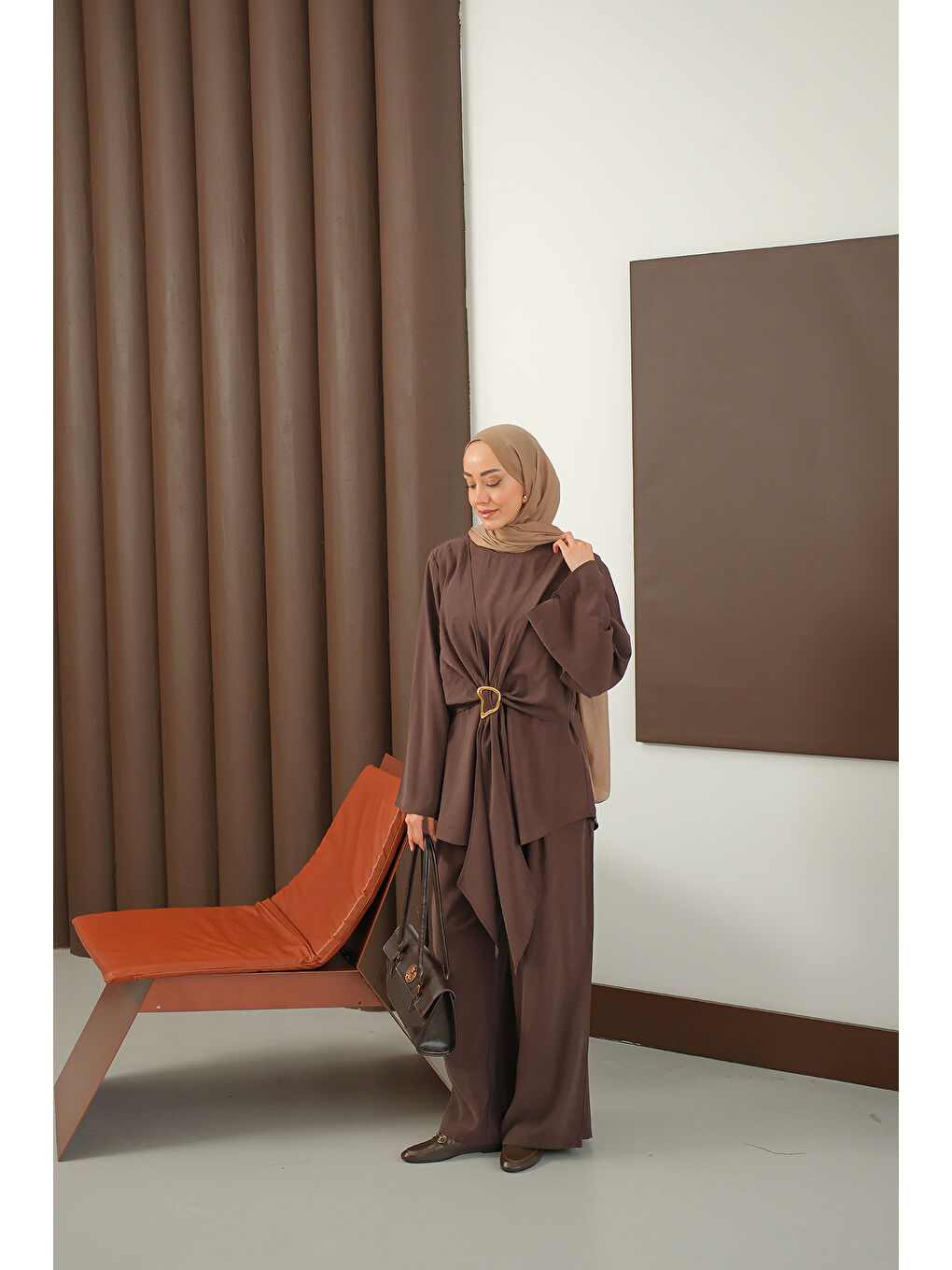 Kadın Gold Kemer Detay Takım Kahverengi