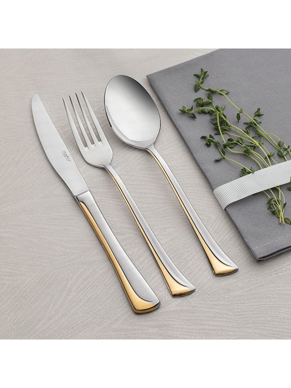 Sarı Maksi Altın Saten 12 Kişilik 84 Parça Deri Kutulu Çatal Kaşık Bıçak Takımı