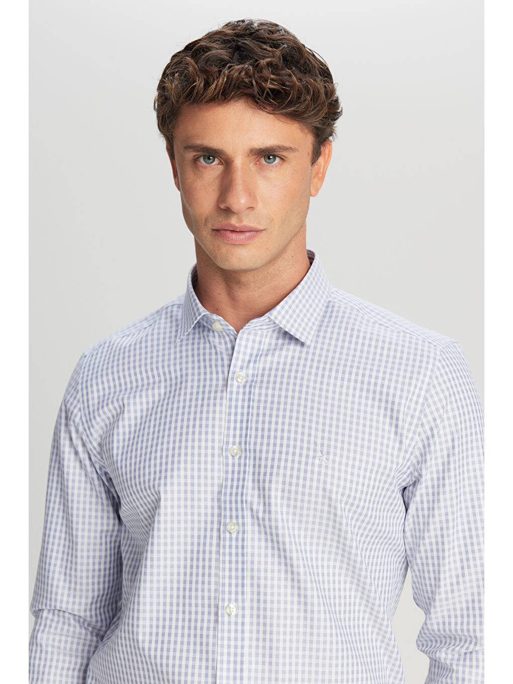 Erkek Mavi-Beyaz Ütü Gerektirmeyen %100 Pamuk Slim Fit Klasik Yaka Armürlü Gömlek-3