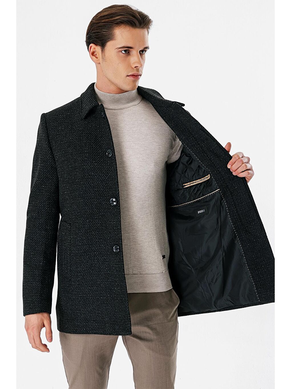 Siyah Kaşe Yünlü Kapitoneli Astar Büyük Beden Comfort Fit Rahat Kesim Klasik Kaban 1008235170-2