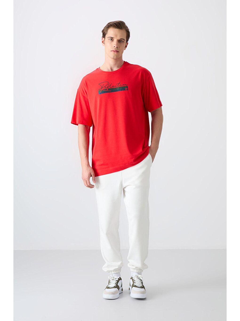 TOMMYLIFE Kırmızı Fiesta Pamuklu Kalın Yumuşak Dokulu Oversize Fit Baskılı Erkek T-Shirt - 88334 - 2