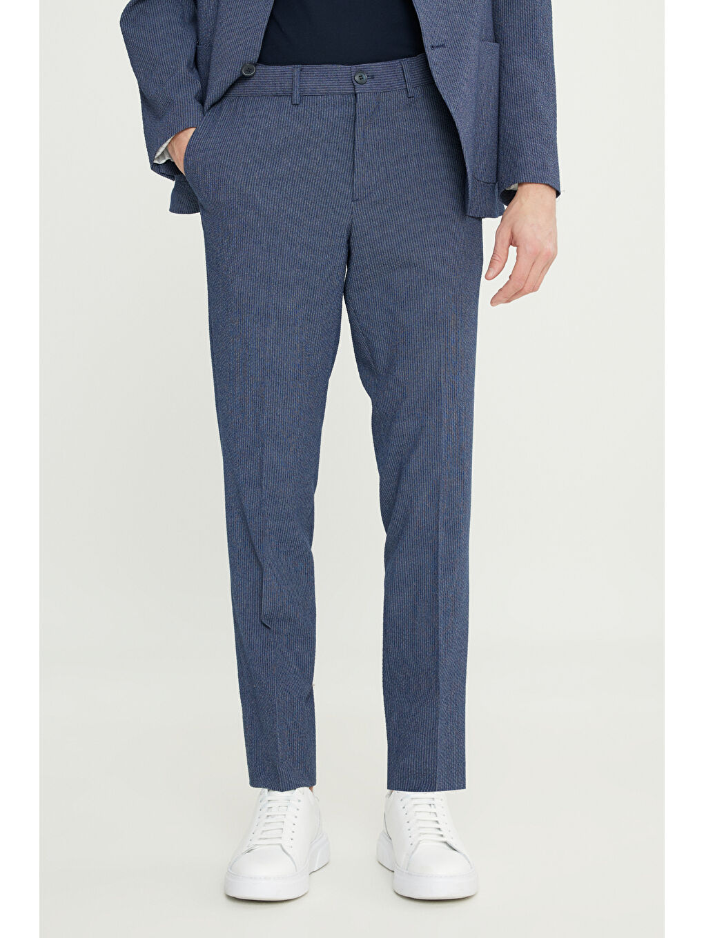 Erkek Lacivert Ekstra Slim Fit Mono Yaka Kapak Cepli Takım Elbise-4