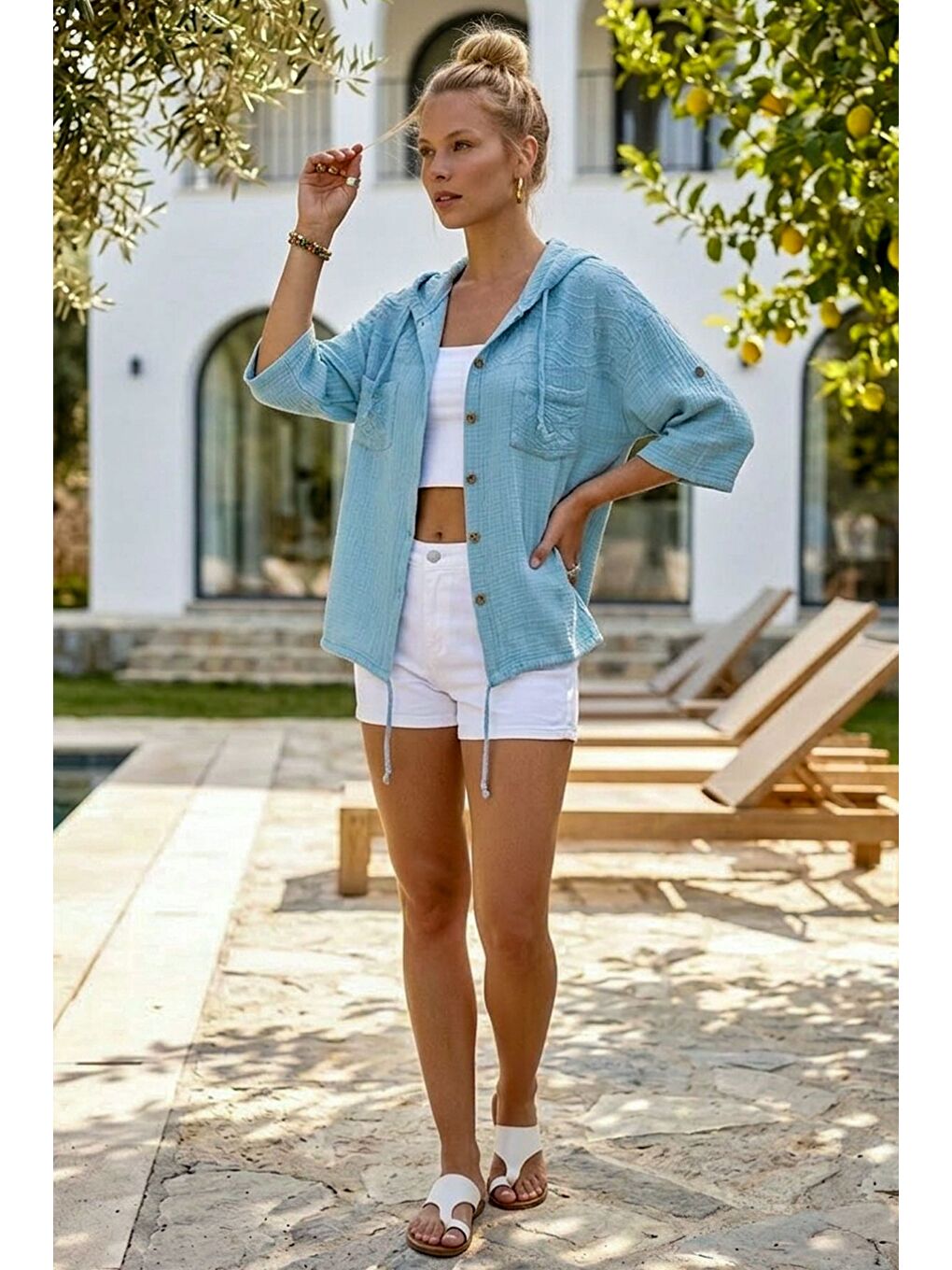 Açık Mavi Kapüşonlu Kısa Kol Çift Cepli Brodeli Etek Ucu Bağlamalı Casual Müslin Dokuma Ceket 63 63-3