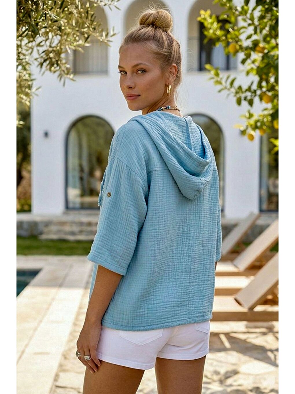 Açık Mavi Kapüşonlu Kısa Kol Çift Cepli Brodeli Etek Ucu Bağlamalı Casual Müslin Dokuma Ceket 63 63-4