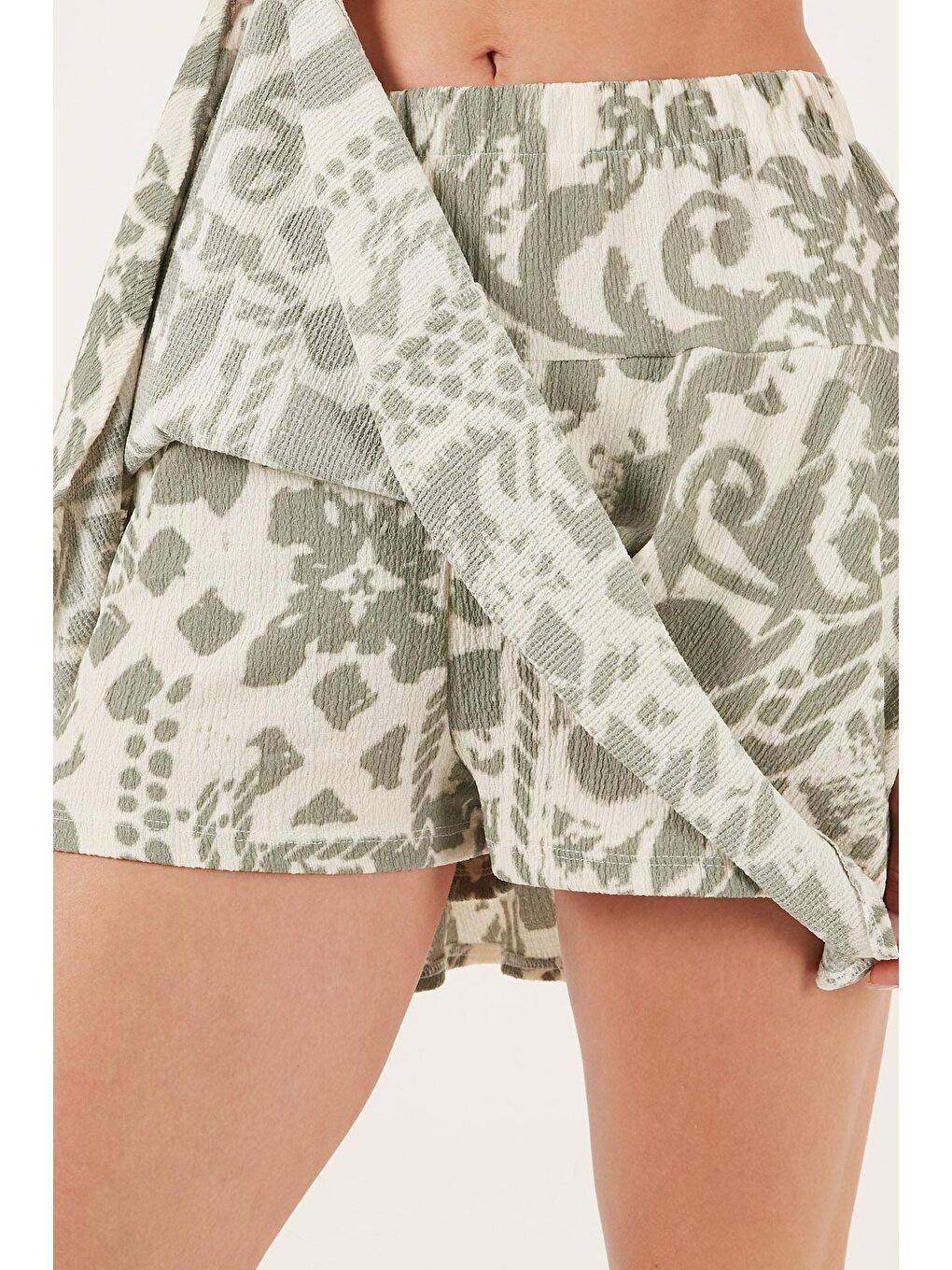 Yeşil Desenli Beli Lastikli Mini Şort Etek 5865722-2