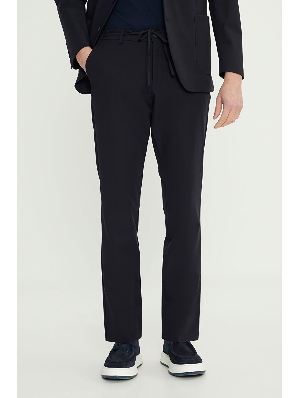 Erkek Lacivert Slim Fit Dar Kesim Kırlangıç Yaka Torba Cepli Esnek Takım Elbise-5