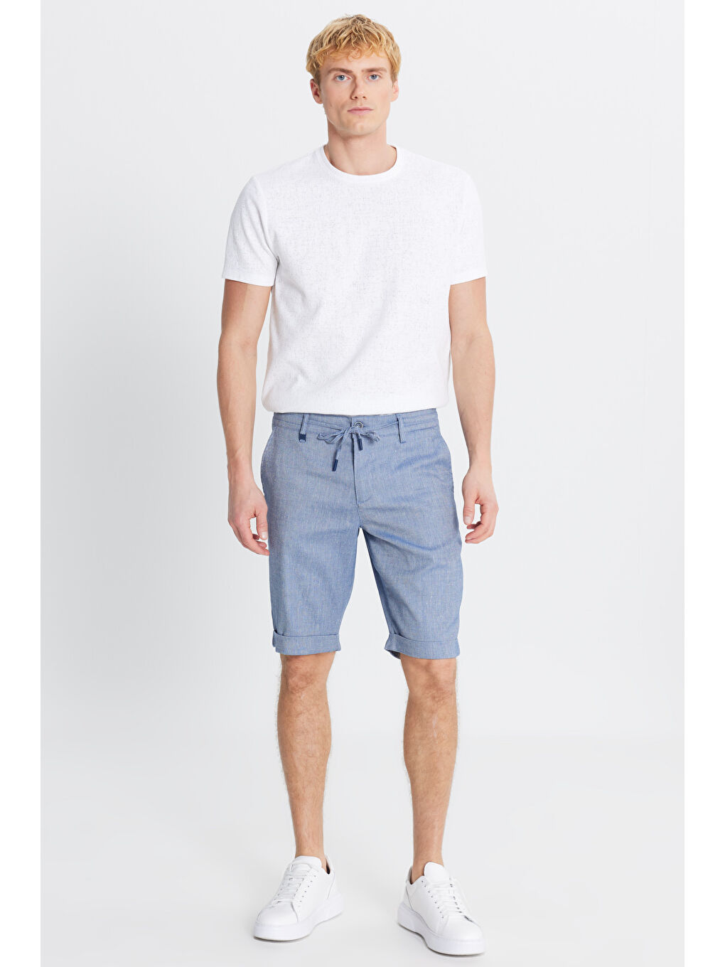 Erkek Lacivert Slim Fit Dar Kesim Yan Cepli Gofre Desenli Şort-2