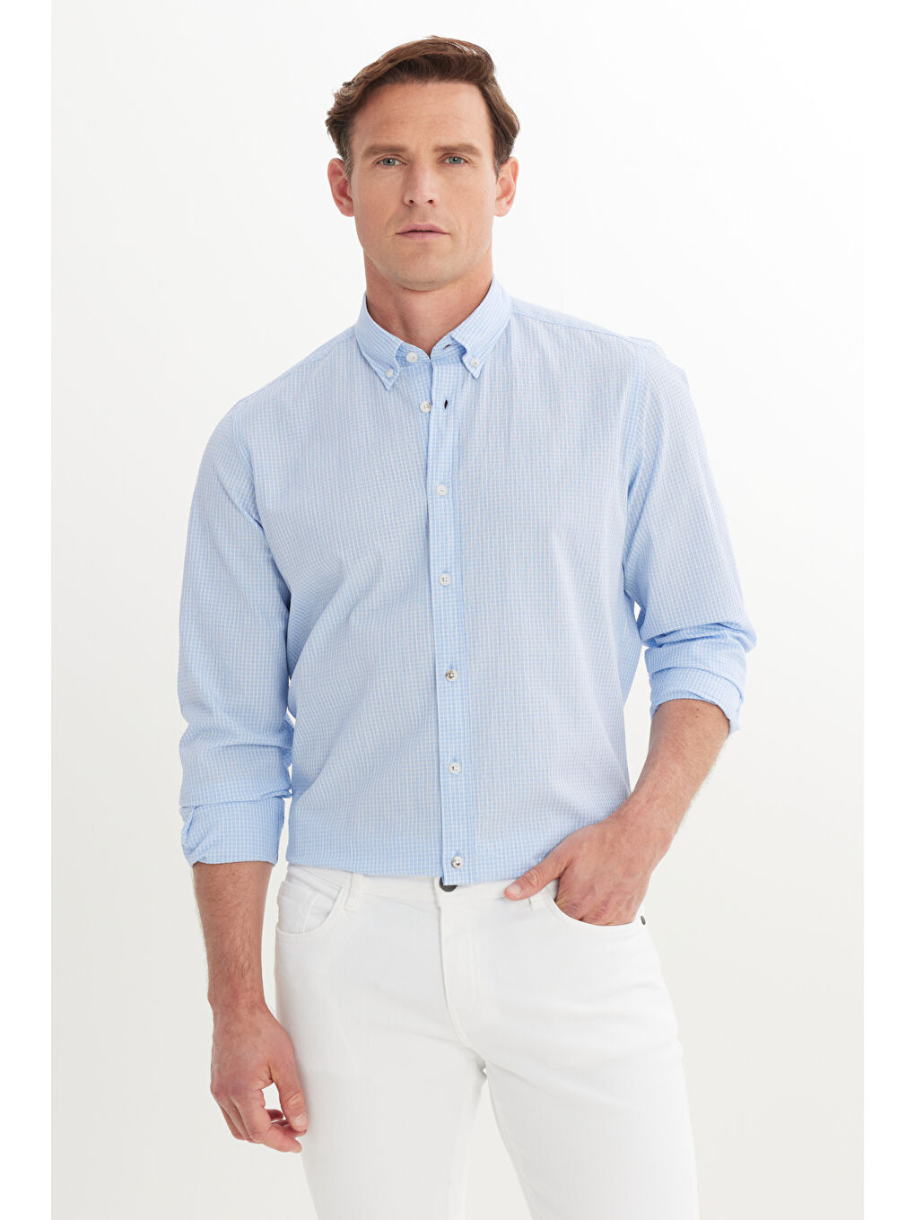 Erkek Beyaz-Mavi Pamuklu Slim Fit Dar Kesim Düğmeli Yaka Kareli Gömlek