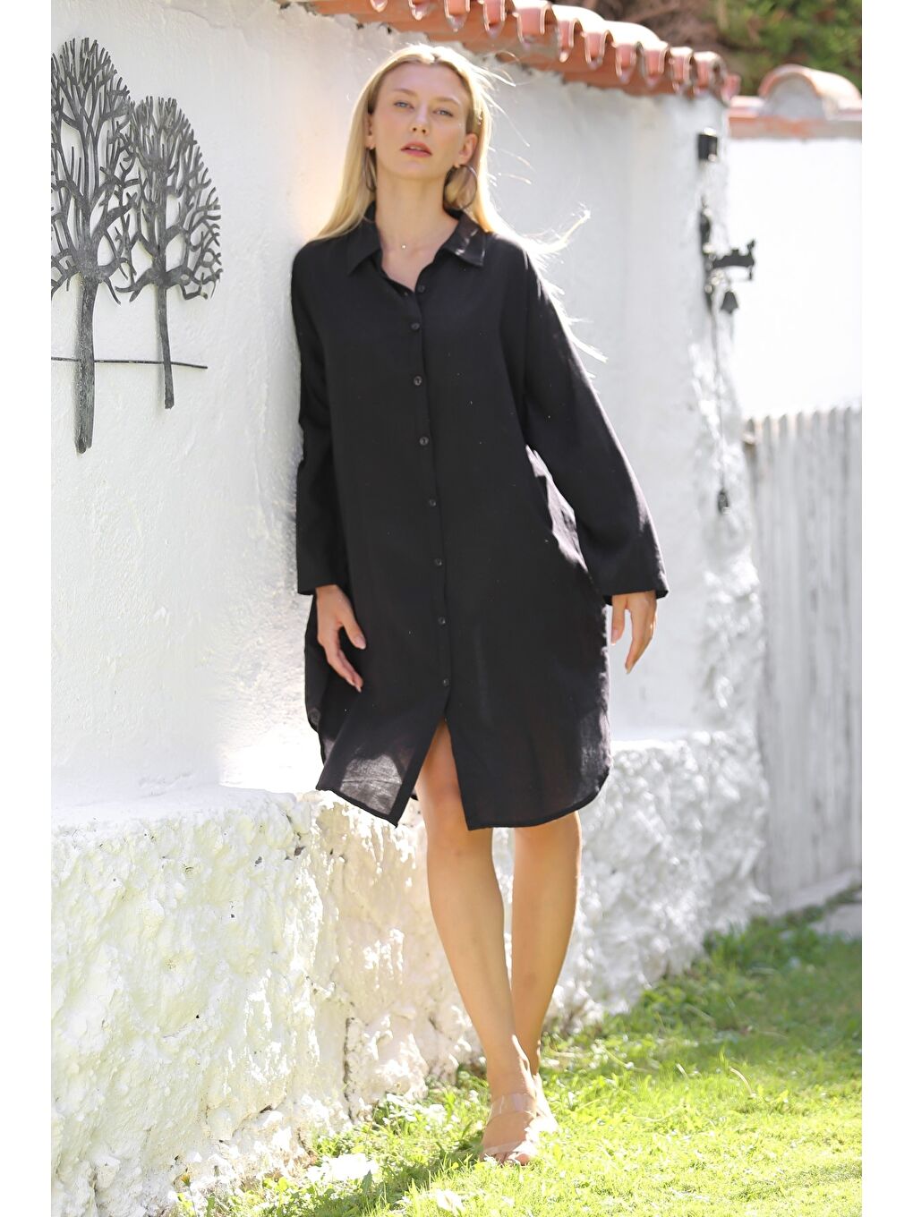 Siyah Gömlek Yaka Düğmeli Uzun Kollu Cepli Göz Nakışlı Pamuklu Dokuma Casual Elbise-5