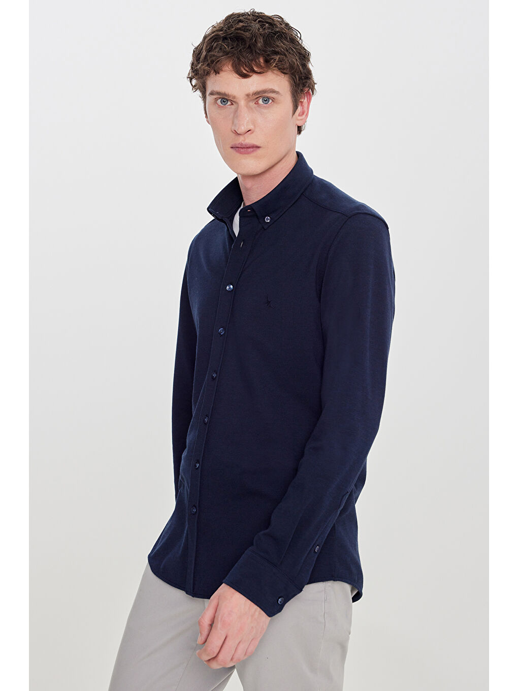 Erkek Lacivert 360 Her Yöne Esneyen Pamuklu Slim Fit Dar Kesim Düğmeli Yaka Örme Gömlek-2