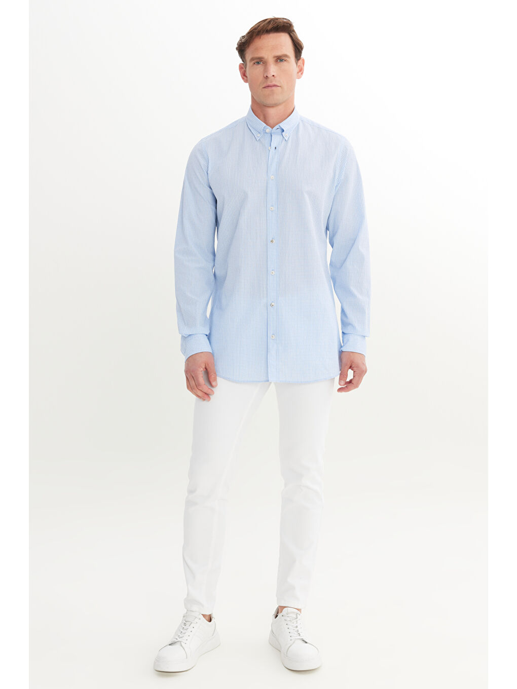 Erkek Beyaz-Mavi Pamuklu Slim Fit Dar Kesim Düğmeli Yaka Kareli Gömlek-1