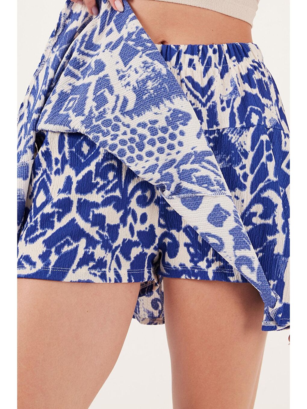 Mavi Desenli Beli Lastikli Mini Şort Etek 5865722-3