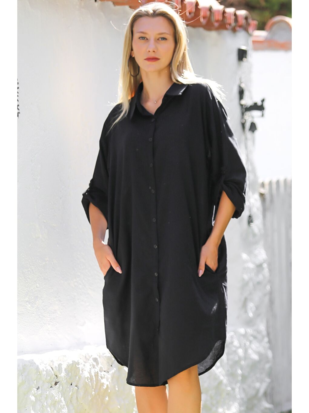 Siyah Gömlek Yaka Düğmeli Uzun Kollu Cepli Tavuskuşu Nakışlı Pamuklu Dokuma Casual Elbise-3