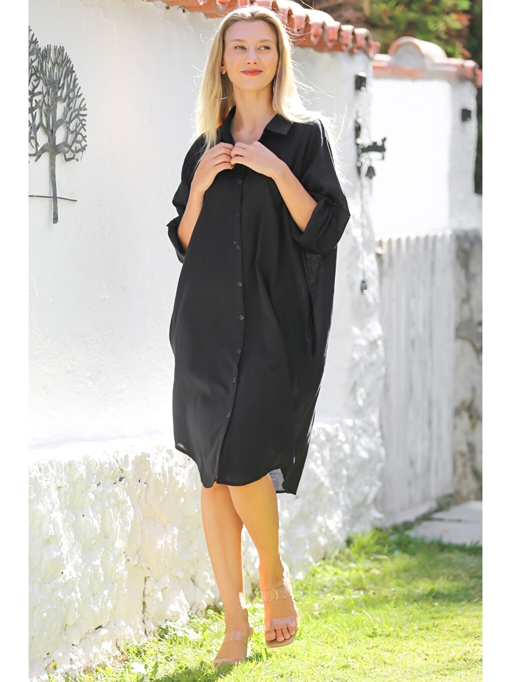 Siyah Gömlek Yaka Düğmeli Uzun Kollu Cepli Tavuskuşu Nakışlı Pamuklu Dokuma Casual Elbise-5