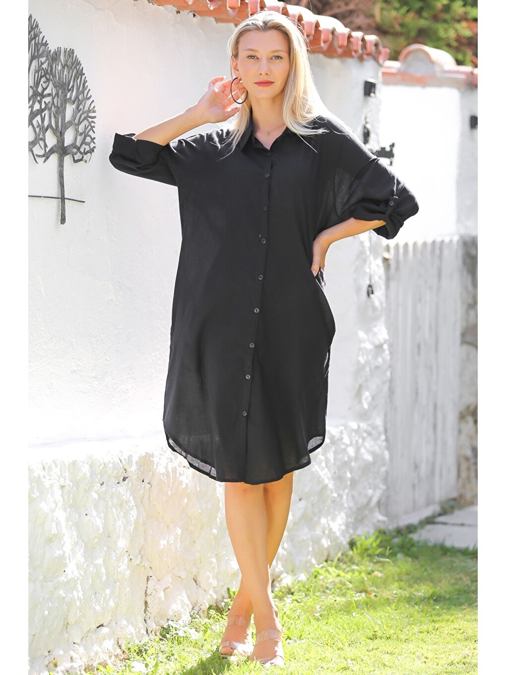 Siyah Gömlek Yaka Düğmeli Uzun Kollu Cepli Tavuskuşu Nakışlı Pamuklu Dokuma Casual Elbise-6