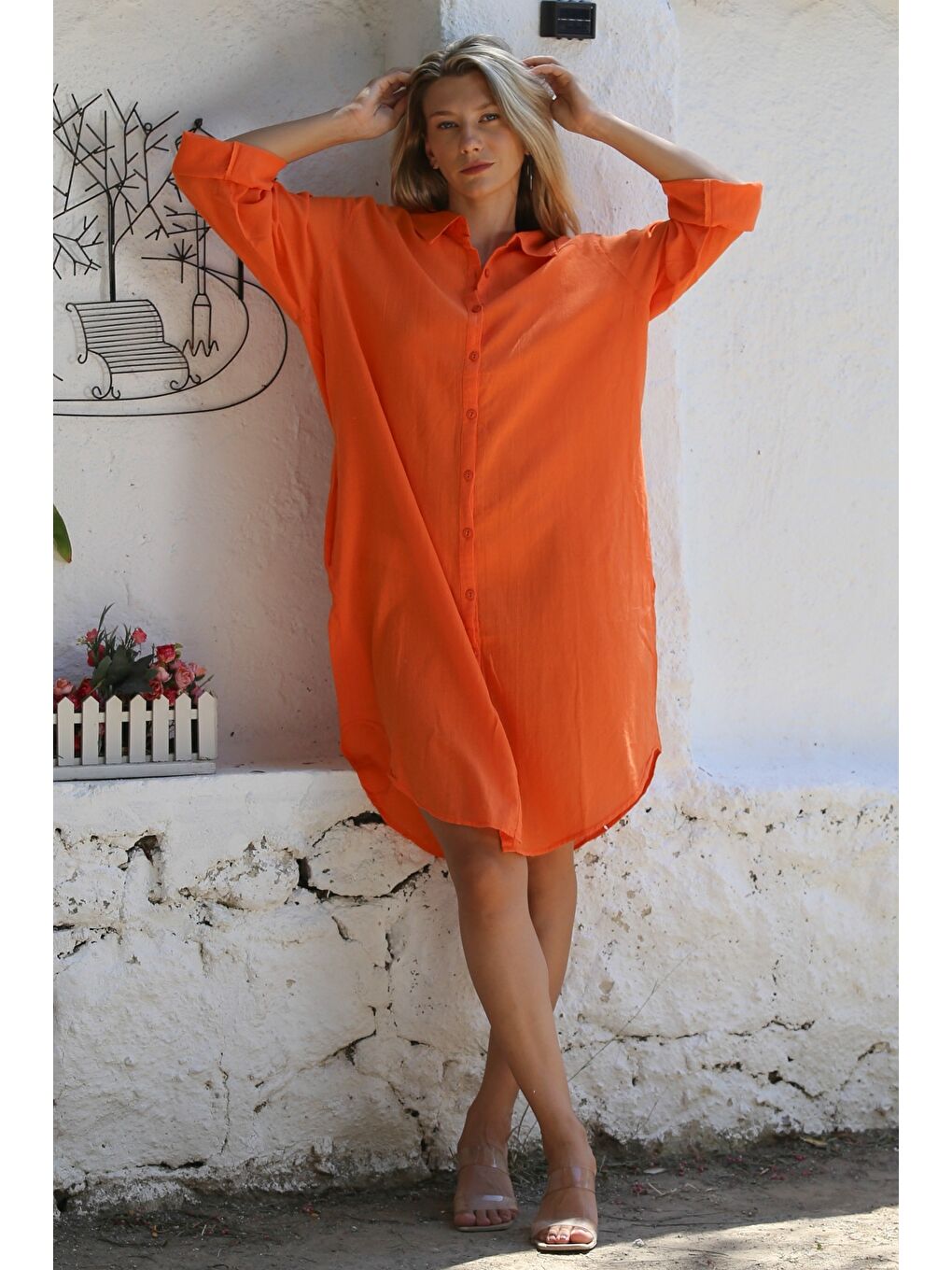 Turuncu Gömlek Yaka Düğmeli Uzun Kollu Cepli Tavuskuşu Nakışlı Pamuklu Dokuma Casual Elbise-3