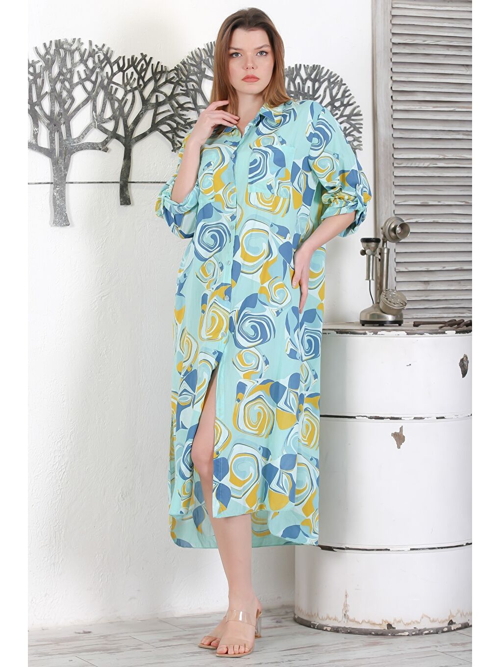 İtalyan Açık Turkuaz Düğmeli Uzun Kollu Geometrik Desenli Çift Cepli Dokuma Yazlık Elbise 130 65-2