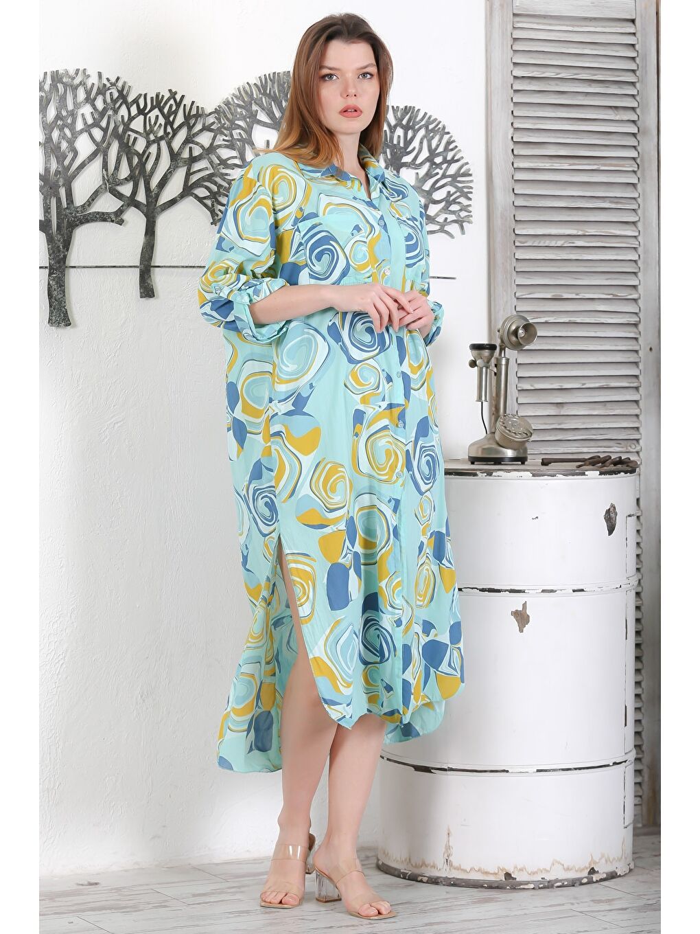 İtalyan Açık Turkuaz Düğmeli Uzun Kollu Geometrik Desenli Çift Cepli Dokuma Yazlık Elbise 130 65-3