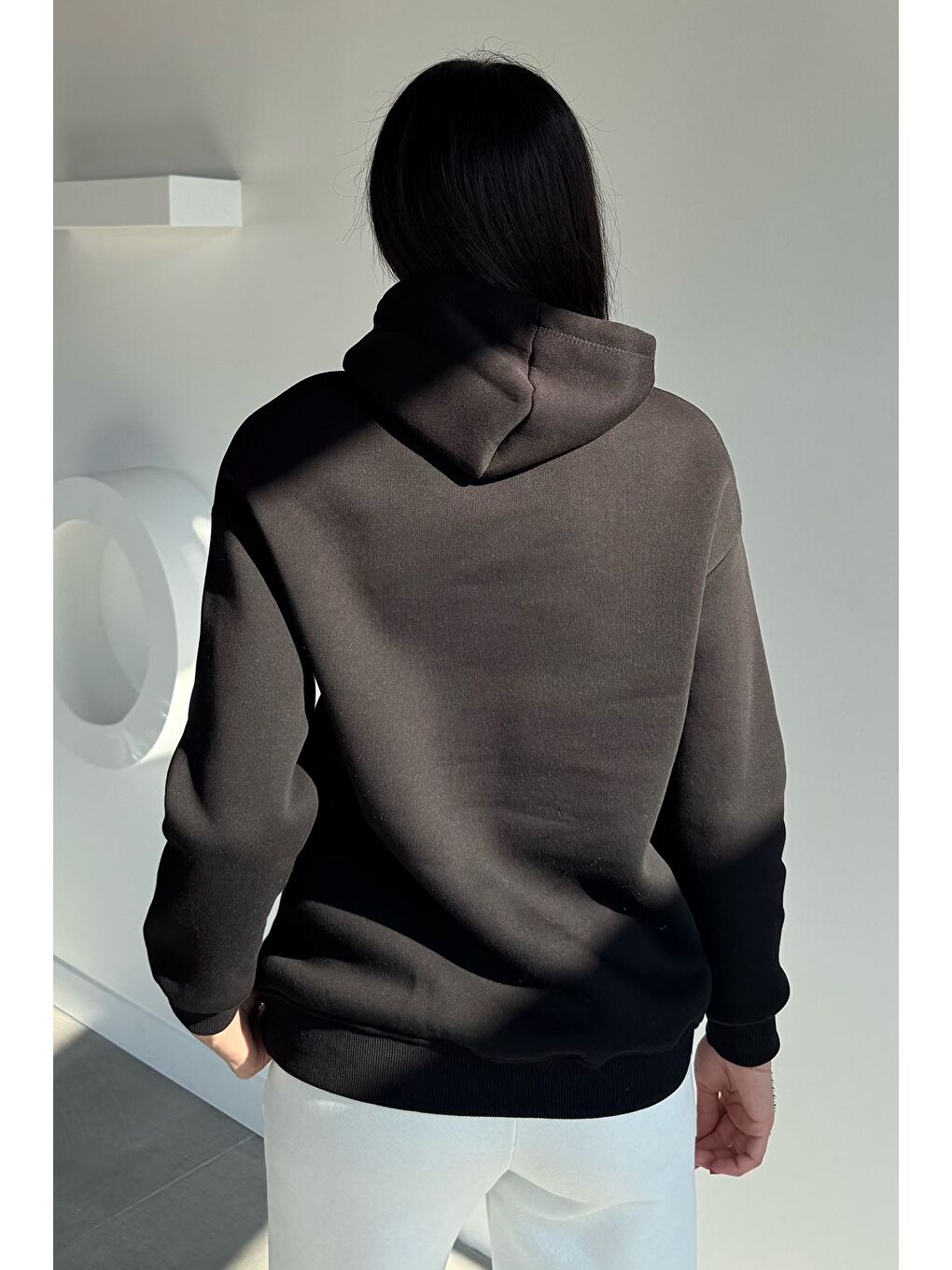 Siyah Kadın Kapüşonlu Şardonlu Basic Sweatshirt-3