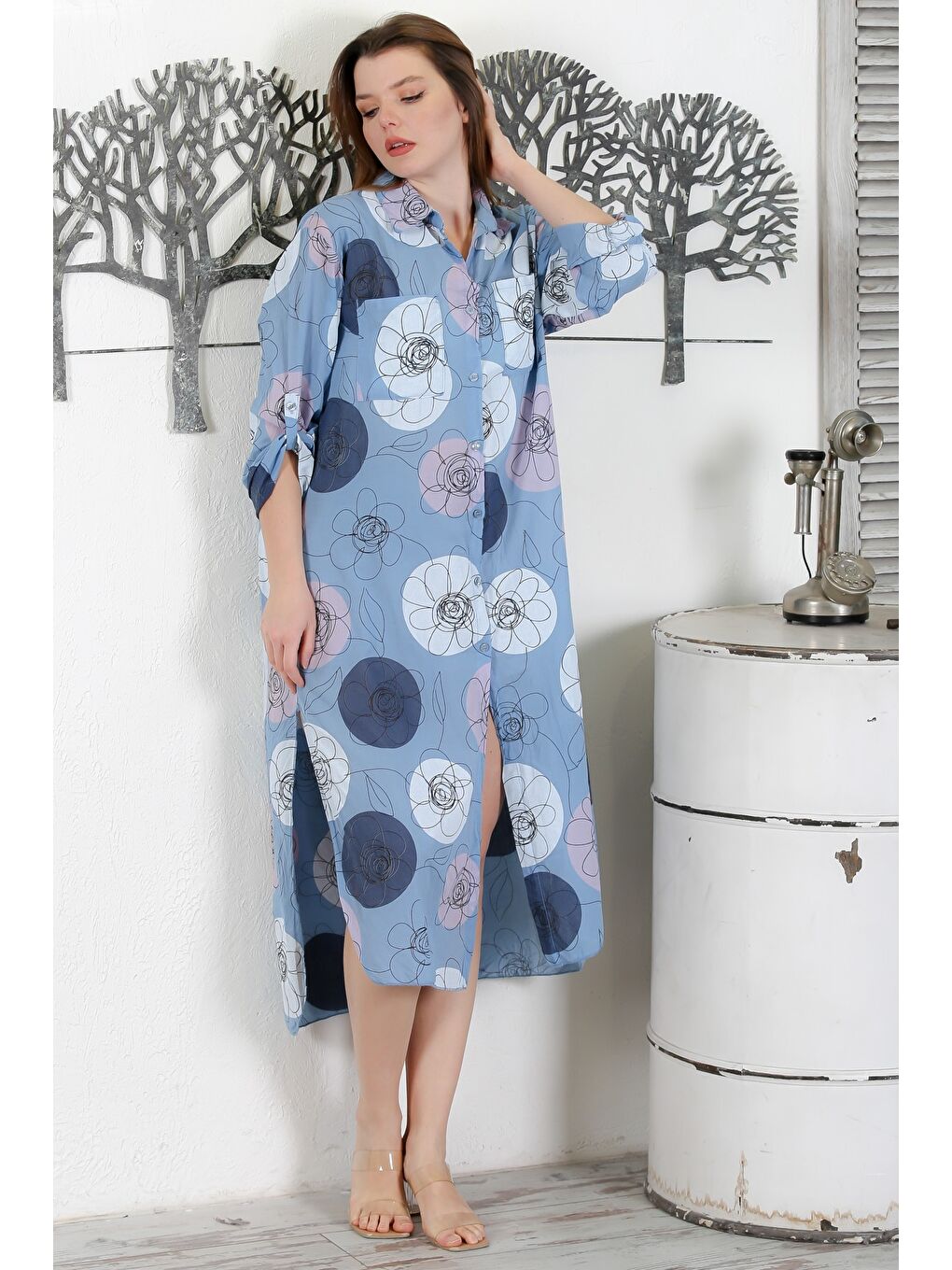 İtalyan Lavanta Mavisi Düğmeli Uzun Kollu Çiçekli Çift Cepli Casual Dokuma Yazlık Elbise-3